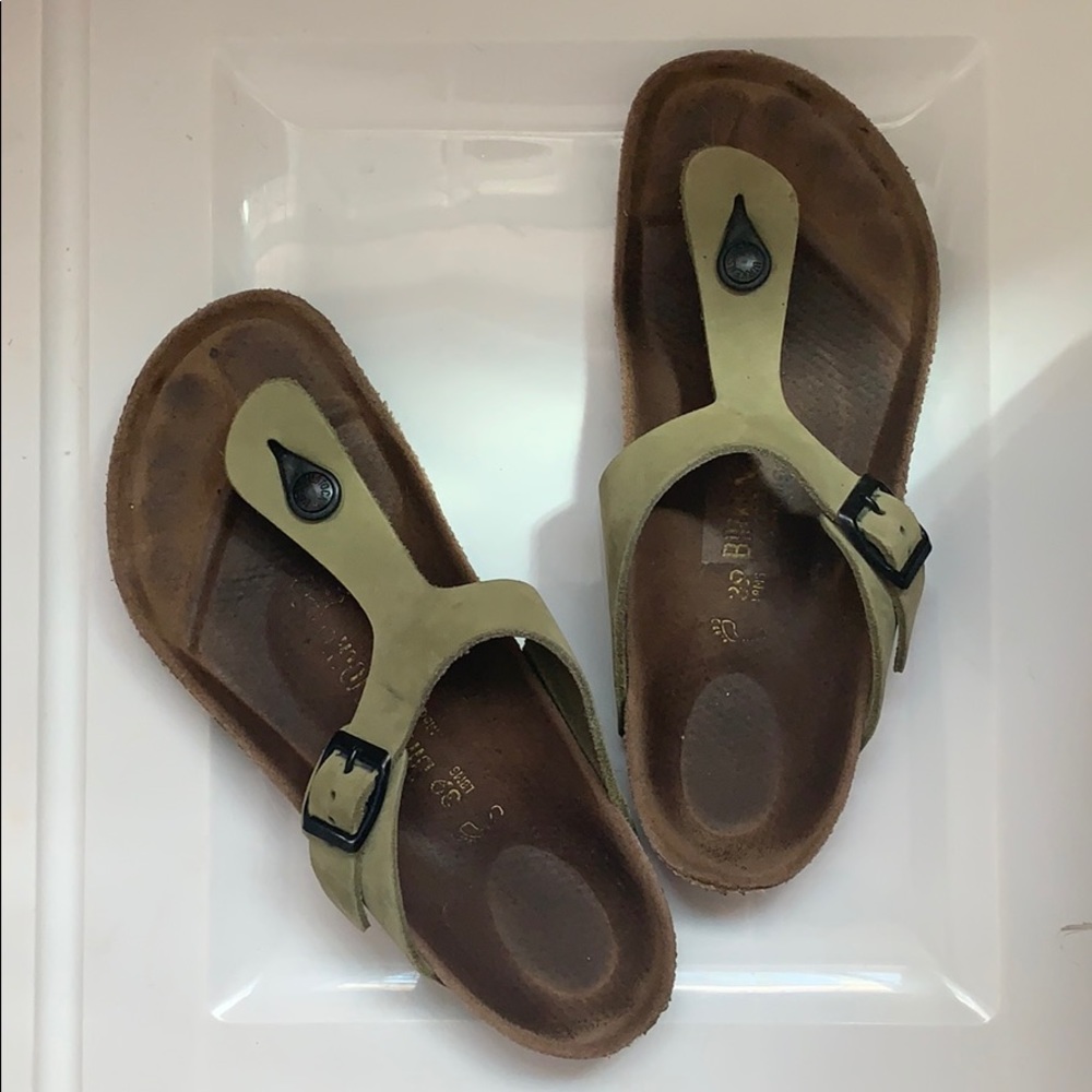 Birkenstock ‘Gizeh’ sandals